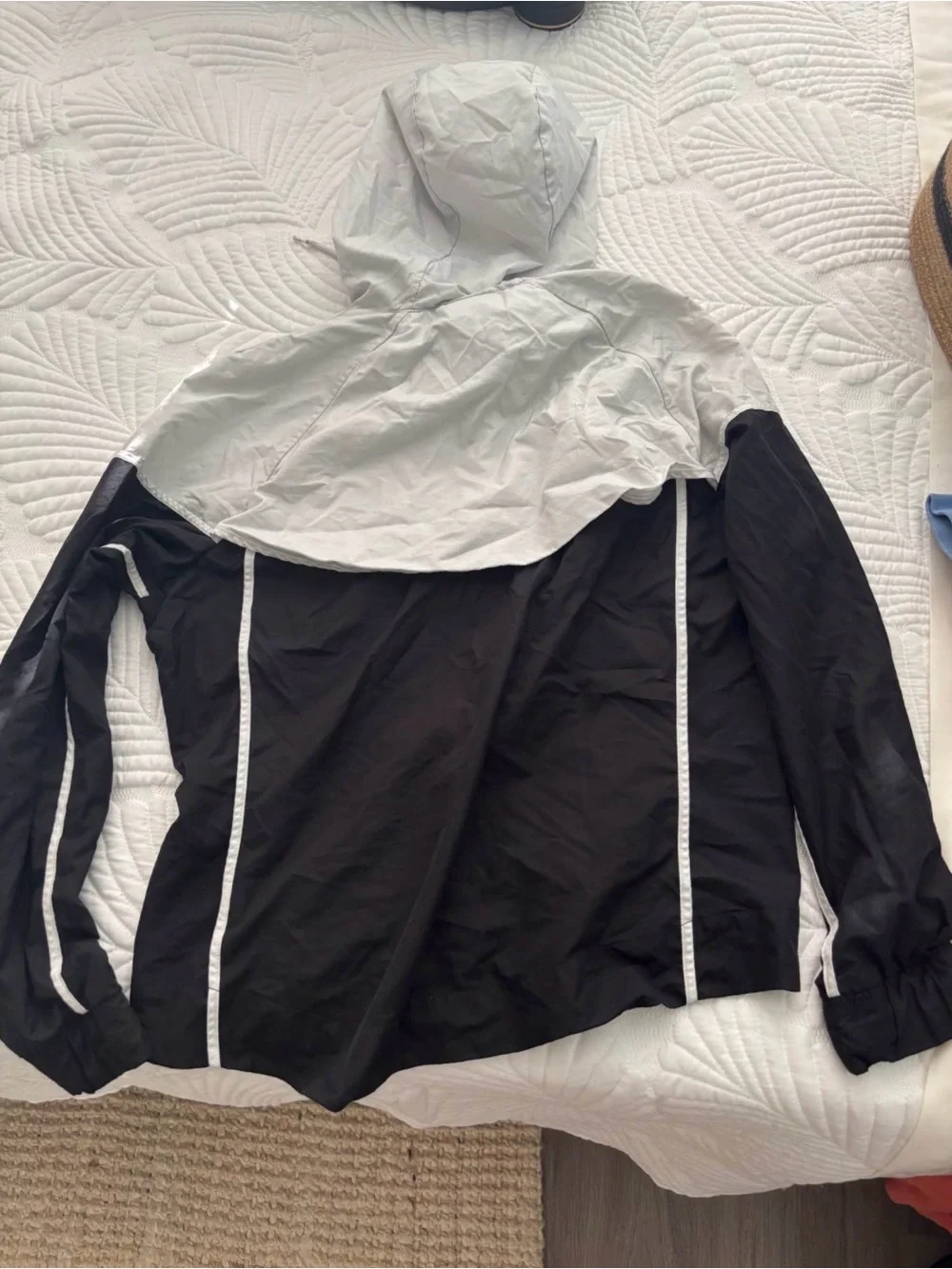 Nike vintage style black white windbreaker jacket